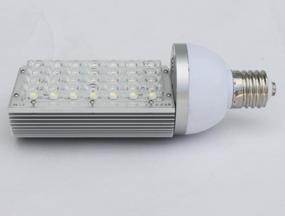 28瓦LED路灯灯头 高效节能的户外照明解决方案