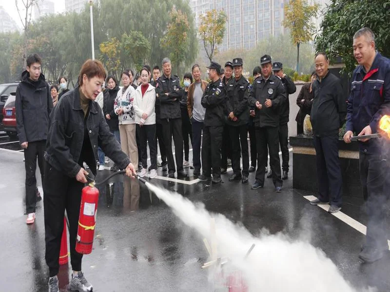 学练结合防患未然 常州体彩消防演练筑牢安全防线